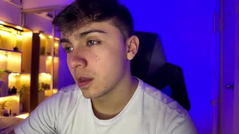 Snapshot of aron__cooper chatting on 23, 9, 2025 aron__cooper online show from 23, 9, 2025