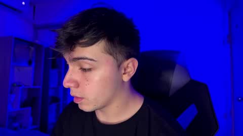 Snapshot of aron__cooper chatting on 23, 9, 2025 aron__cooper online show from 23, 9, 2025