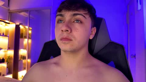 Snapshot of aron__cooper chatting on 27, 9, 2025 aron__cooper online show from 27, 9, 2025