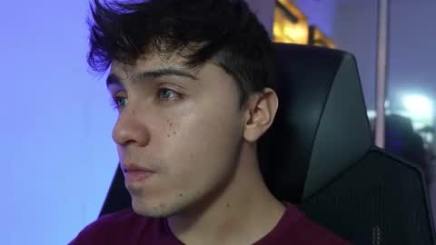 Snapshot of aron__cooper chatting on 13, 10, 2025 aron__cooper online show from 13, 10, 2025