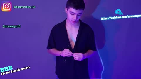 Snapshot of aron__cooper chatting on 3, 11, 2025 aron__cooper online show from 3, 11, 2025