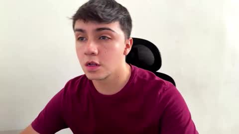 Snapshot of aron__cooper chatting on 16, 11, 2025 aron__cooper online show from 16, 11, 2025