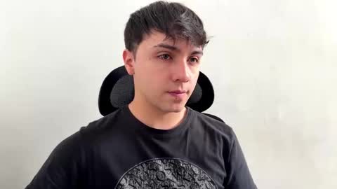 Snapshot of aron__cooper chatting on 23, 11, 2025 aron__cooper online show from 23, 11, 2025