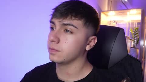 Snapshot of aron__cooper chatting on 29, 11, 2025 aron__cooper online show from 29, 11, 2025