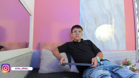 Alexa  Aron online show from 5, 12, 2024