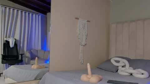 ARON BOLT online show from 8, 2, 2026