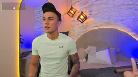 ARON BOLT online show from 6, 4, 2026