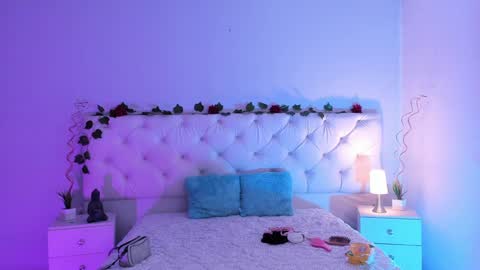 Aron cruz  online show from 5, 2, 2025