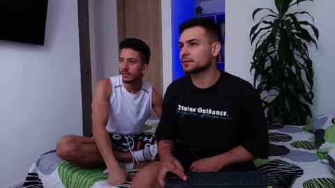 Aron Santoro online show from 11, 4, 2026