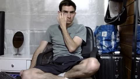 Aron G Franco online show from 5, 12, 2025