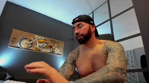 AronGrant online show from 8, 3, 2025