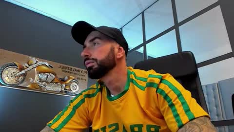 AronGrant online show from 12, 11, 2025