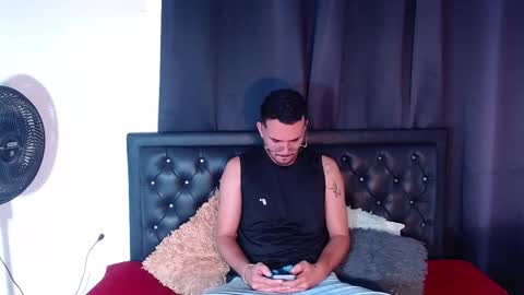 Adrian online show from 12, 10, 2025