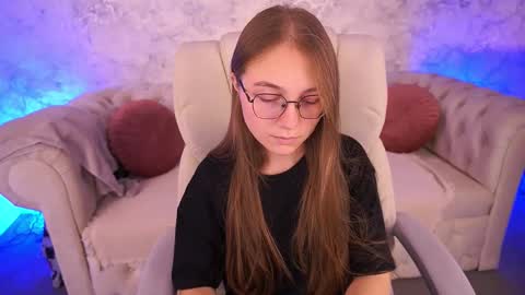 arrinawair online show from 2, 10, 2025