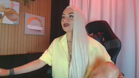 Snapshot of arrkabella chatting on 27, 11, 2025 online show from 27, 11, 2025