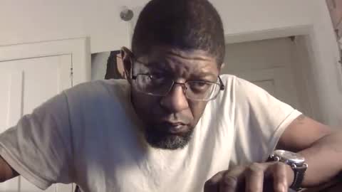 Snapshot of arteblazze chatting on 30, 1, 2025 Arteblazze not daddy boy bitch or nigga online show from 30, 1, 2025
