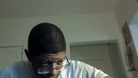 Snapshot of arteblazze chatting on 31, 1, 2025 Arteblazze not daddy boy bitch or nigga online show from 31, 1, 2025