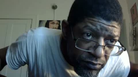 Snapshot of arteblazze chatting on 8, 2, 2025 Arteblazze not daddy boy bitch or nigga online show from 8, 2, 2025