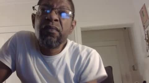 Snapshot of arteblazze chatting on 13, 2, 2025 Arteblazze not daddy boy bitch or nigga online show from 13, 2, 2025