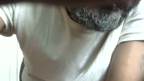 Snapshot of arteblazze chatting on 21, 2, 2025 Arteblazze not daddy boy bitch or nigga online show from 21, 2, 2025