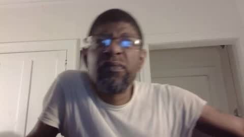 Snapshot of arteblazze chatting on 22, 2, 2025 Arteblazze not daddy boy bitch or nigga online show from 22, 2, 2025