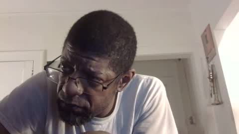Snapshot of arteblazze chatting on 4, 3, 2025 Arteblazze not daddy boy bitch or nigga online show from 4, 3, 2025