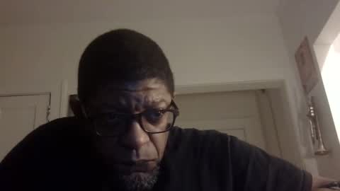 Snapshot of arteblazze chatting on 6, 10, 2025 Arteblazze not daddy boy bitch or nigga online show from 6, 10, 2025