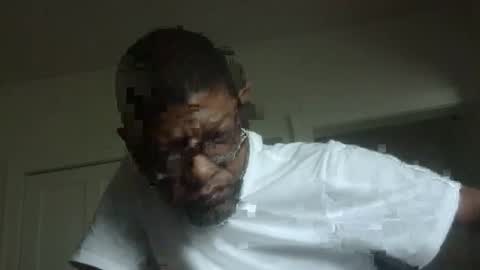 Snapshot of arteblazze chatting on 29, 4, 2026 Arteblazze not daddy boy bitch or nigga online show from 29, 4, 2026