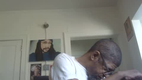 Snapshot of arteblazze chatting on 8, 5, 2026 Arteblazze not daddy boy bitch or nigga online show from 8, 5, 2026