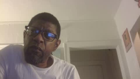 Snapshot of arteblazze chatting on 28, 5, 2026 Arteblazze not daddy boy bitch or nigga online show from 28, 5, 2026
