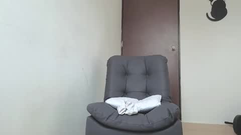   online show from 24, 11, 2025