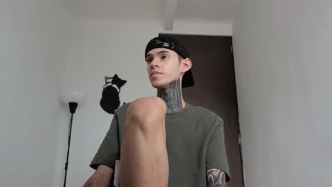   online show from 28, 2, 2026