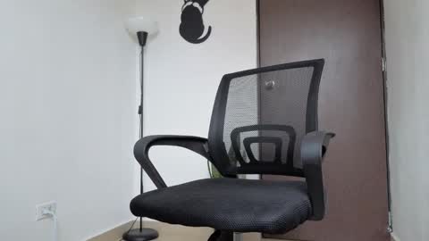   online show from 11, 3, 2026