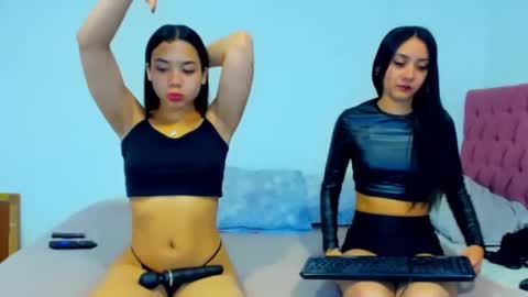 Artemisxvenuss online show from 4, 11, 2025