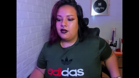 Snapshot of artenisa_tay69 chatting on 9, 11, 2025 artenisa_tay69 online show from 9, 11, 2025