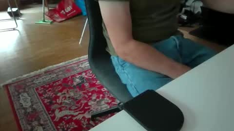 Snapshot of artesian99 chatting on 26, 10, 2025 artesian99 online show from 26, 10, 2025