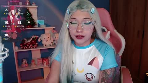 Snapshot of artic_love chatting on 19, 12, 2024 Lenna online show from 19, 12, 2024