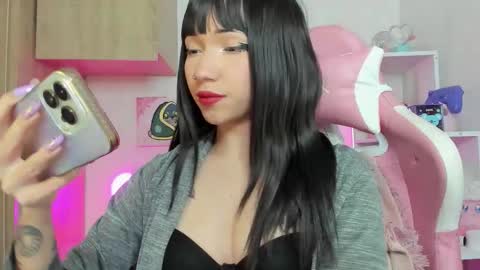 Snapshot of artic_love chatting on 24, 10, 2025 Lenna online show from 24, 10, 2025