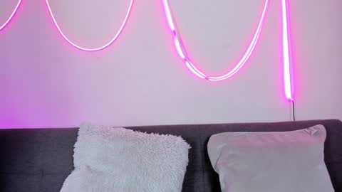 MIA OF artmiajoy online show from 17, 12, 2024