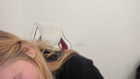 MIA online show from 19, 9, 2025