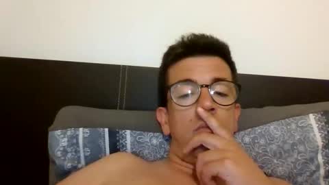 Snapshot of arturpaulval chatting on 9, 6, 2026 arturpaulval online show from 9, 6, 2026