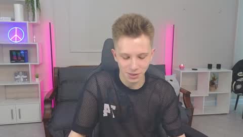 Archie online show from 19, 1, 2025