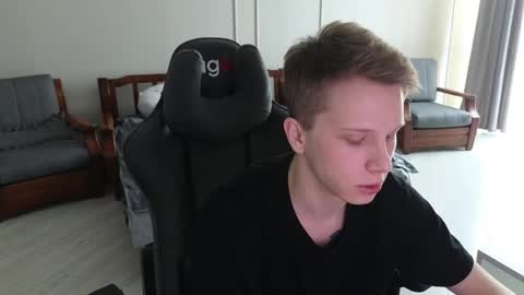 Archie online show from 27, 2, 2025