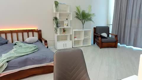 Archie online show from 12, 11, 2025