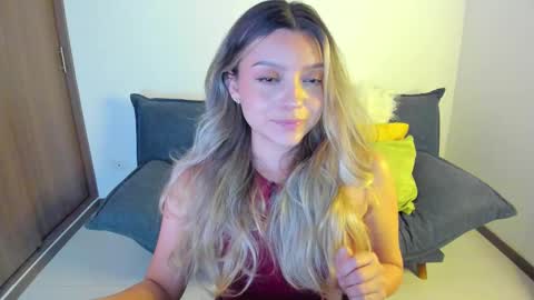 Snapshot of ary_cam230 chatting on 1, 2, 2026 Zahaara online show from 1, 2, 2026