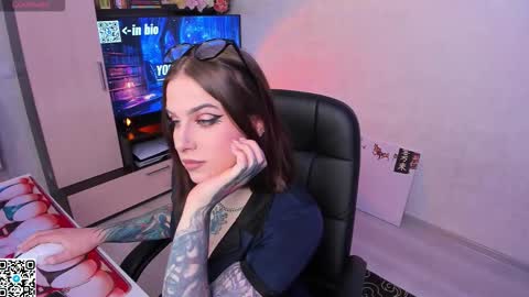 Snapshot of arya_deepthroat_queen chatting on 14, 9, 2025 Arya  Fn  Talented Arya   online show from 14, 9, 2025