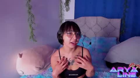 Snapshot of arya_line chatting on 12, 3, 2025 Arys online show from 12, 3, 2025