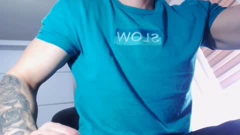 Snapshot of aryanaian1 chatting on 12, 3, 2025 AryanAian1 online show from 12, 3, 2025