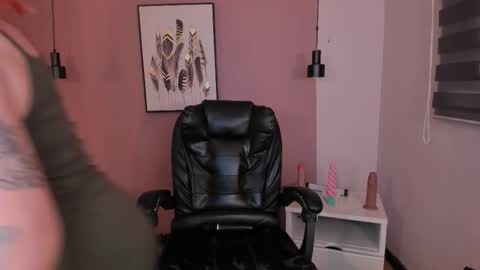 Asami  online show from 25, 10, 2025