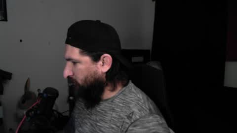 Snapshot of asanator101 chatting on 17, 5, 2026 devilPup75 online show from 17, 5, 2026